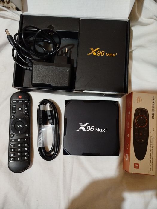 Tv box android X96max+