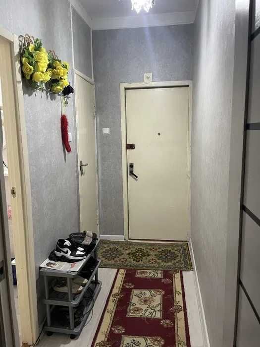 БИЙ, Метро, Художников 2/5/5 #32