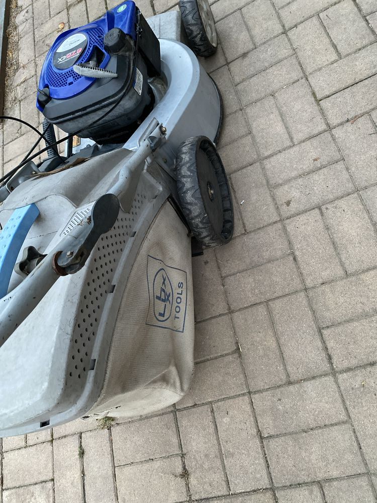 Masina Tuns Iarba Briggs & Stratton 5 Hp