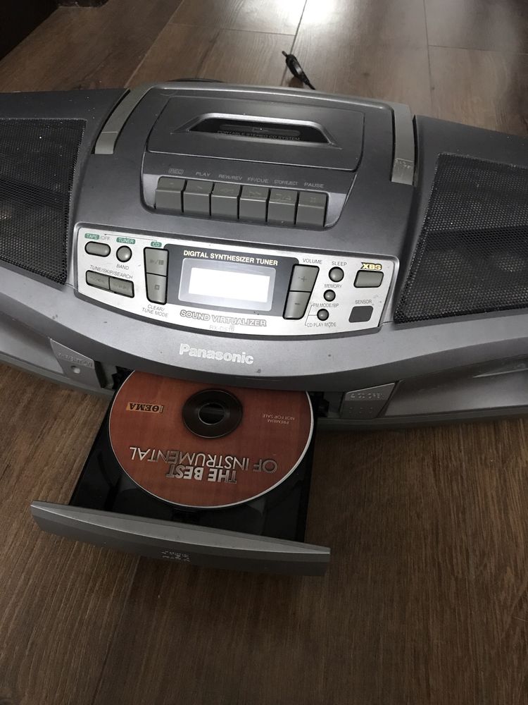 Магнитофон PANASONIC
