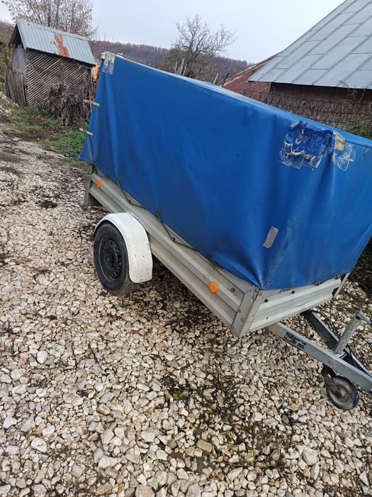 Vând remorcă înscrisă în România