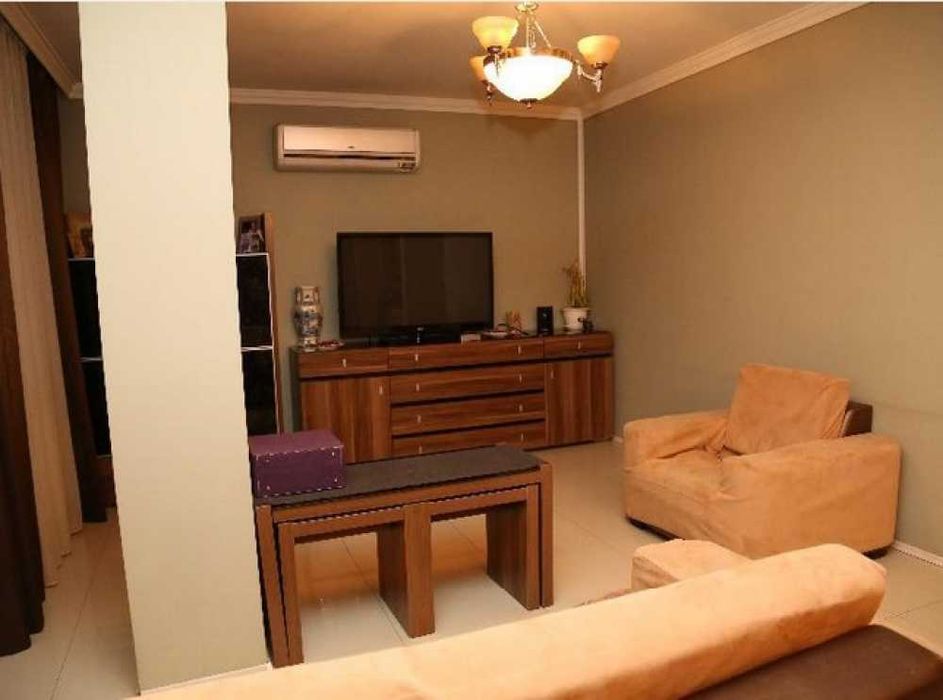 Двустаен апартамент в Борово