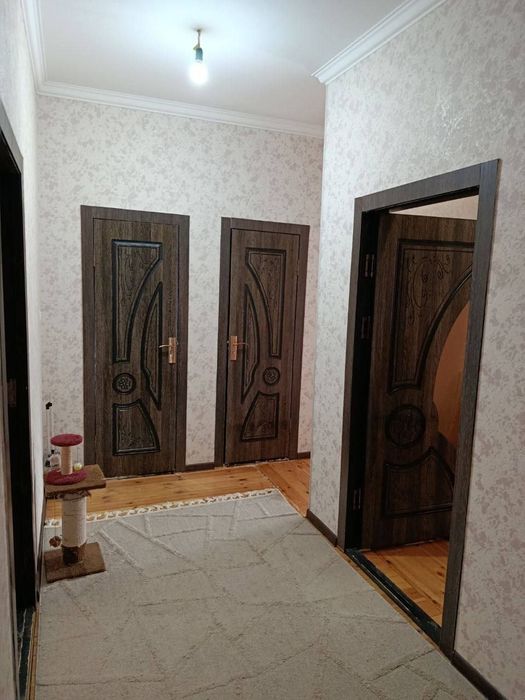 2 xonali kvartira sotiladi