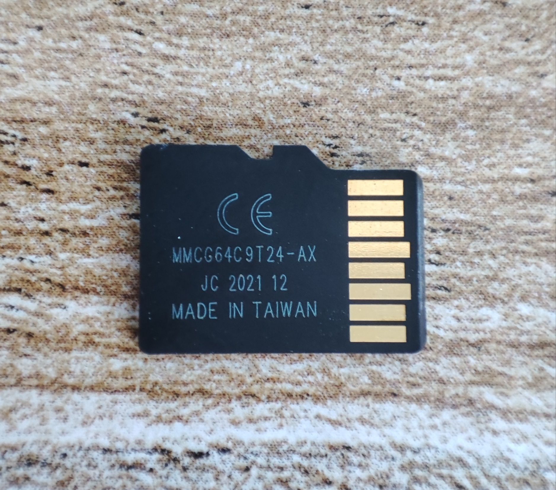 Нова Micro SD карта 1024 GB с адаптер / Class 10