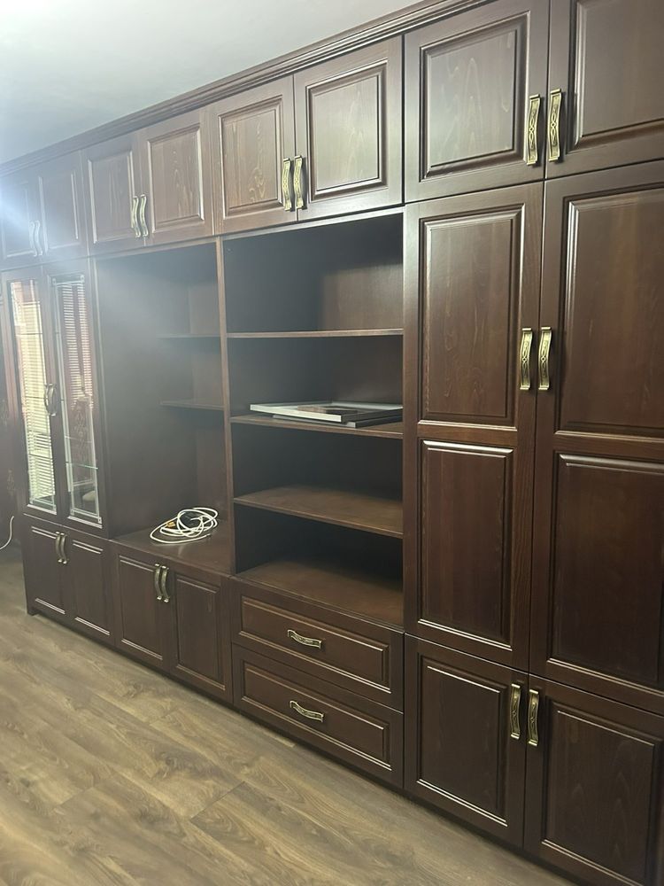 Холна секция MDF и череша фурнир