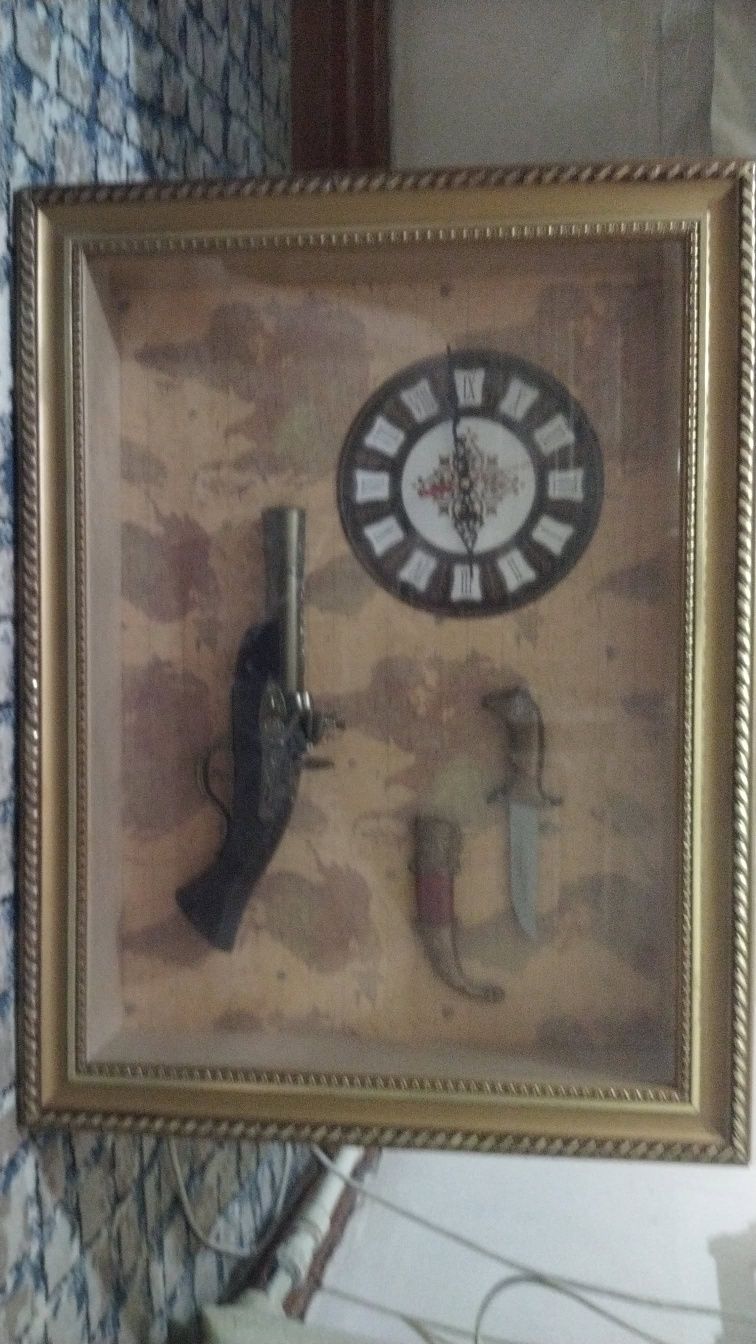Настенные часы срочно