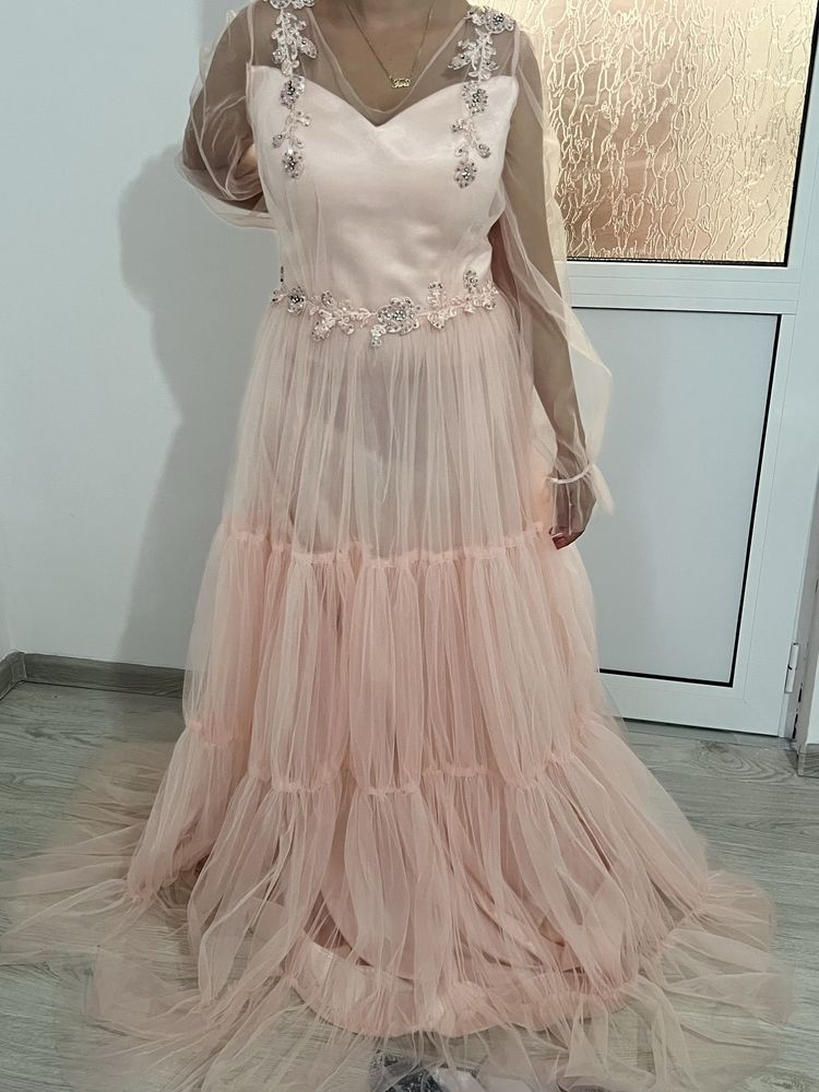 Официална розова рокля 30 лв