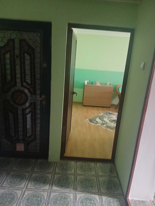 vand 2 camere decomandate et 4 ,Micro 14,Galati