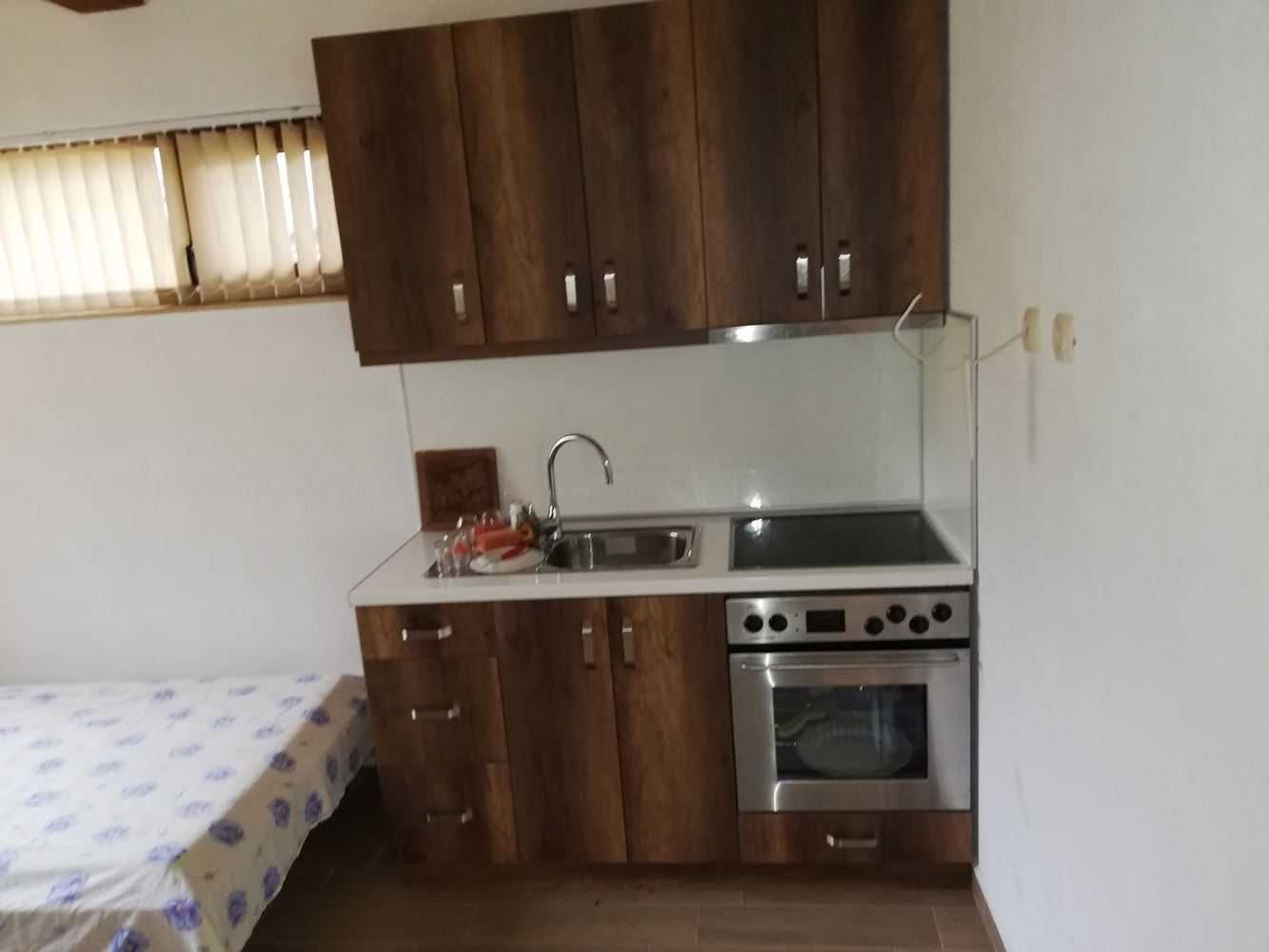 Къща под наем в село Гълъбово