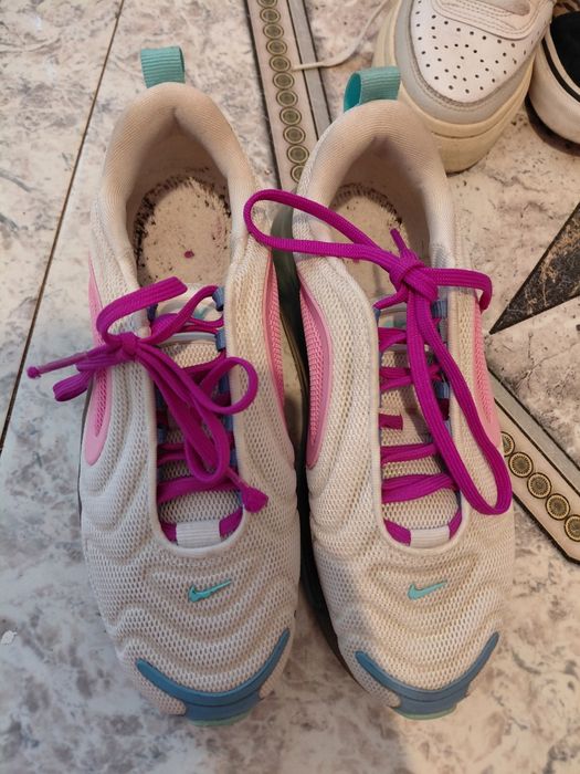 Adidași sport AIR MAX 720 , multicolor