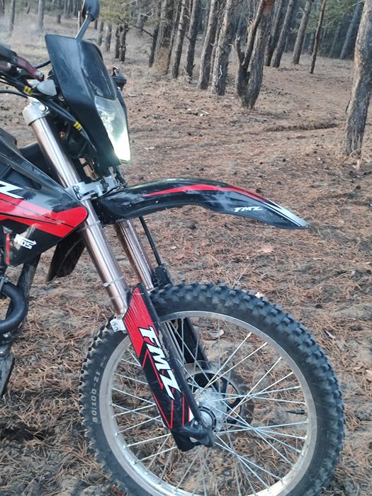 Продаю эндуро [FMZ-06, 2024]

Мотоцикл в отличном состоянии, пробег [1