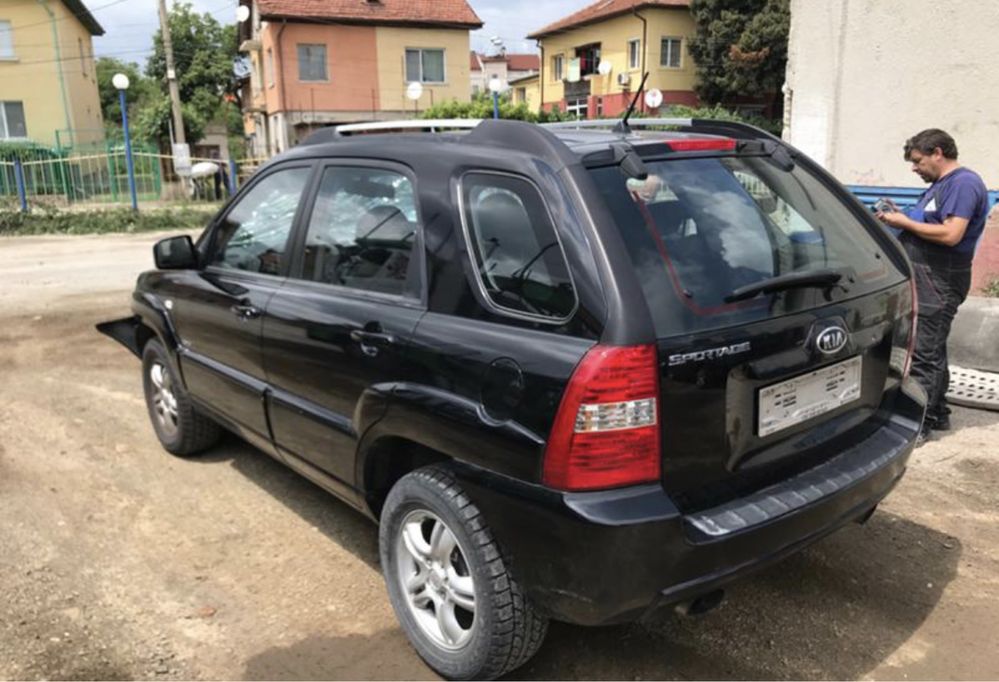 Kia sportage 2.0CRDI на части