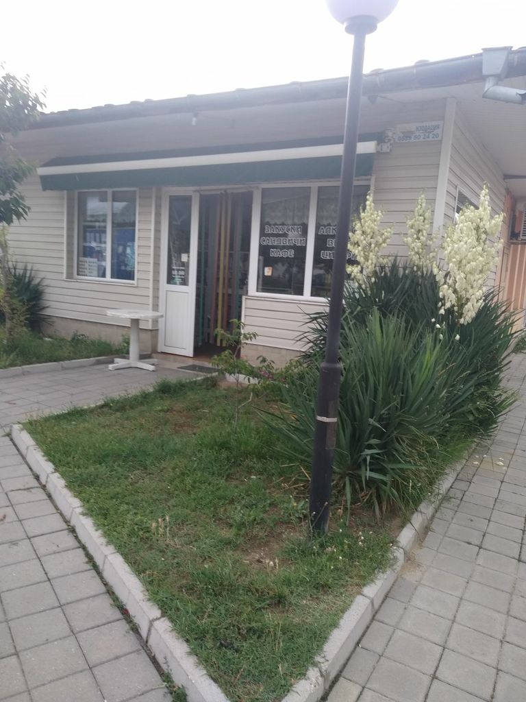 Продава се Магазин в Панагюрище - 30 кв.м за 1190 €/кв.м - Снимка #1
