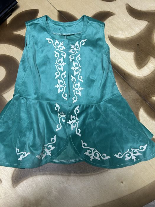 Жилетка казахская  детская и  тақия вместо 4500