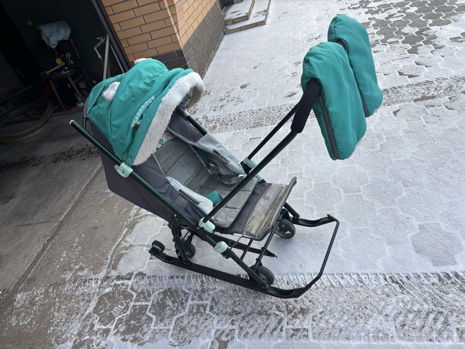 Санки-коляска новые