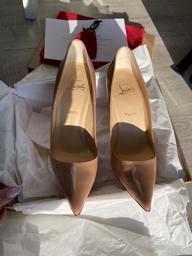 Christian LOUBOUTIN  So hatte