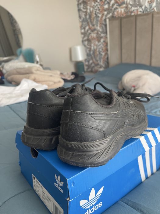 Кожени Маратонки Asics