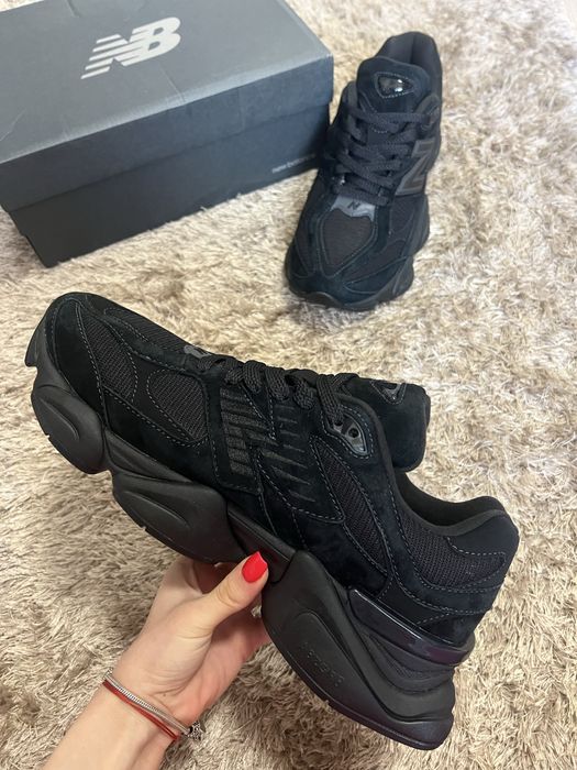 New Balance 9060 “Triple Black”