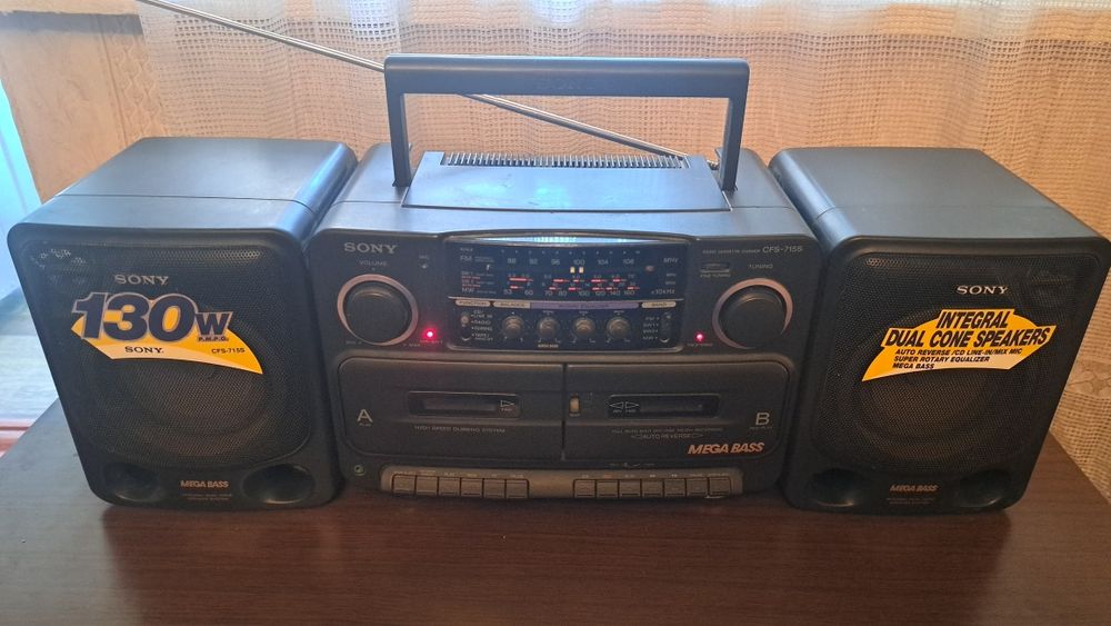 Магнитола SONY CFS-715 S
