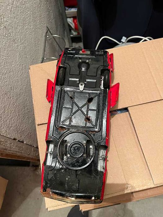 Много ретро метални играчки