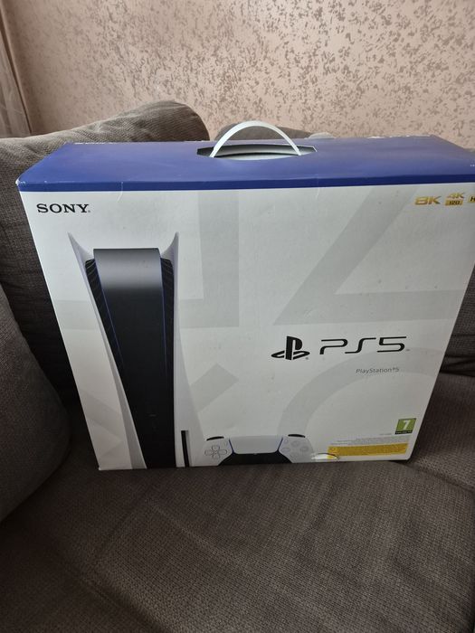 PlayStation 5 диск версия + 2 игри
