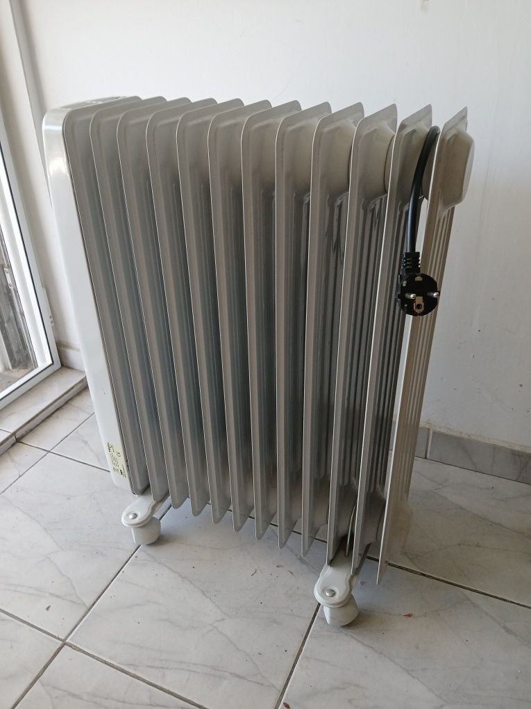 Радиатор Tesy, маслен, 2,5  kw, като нов