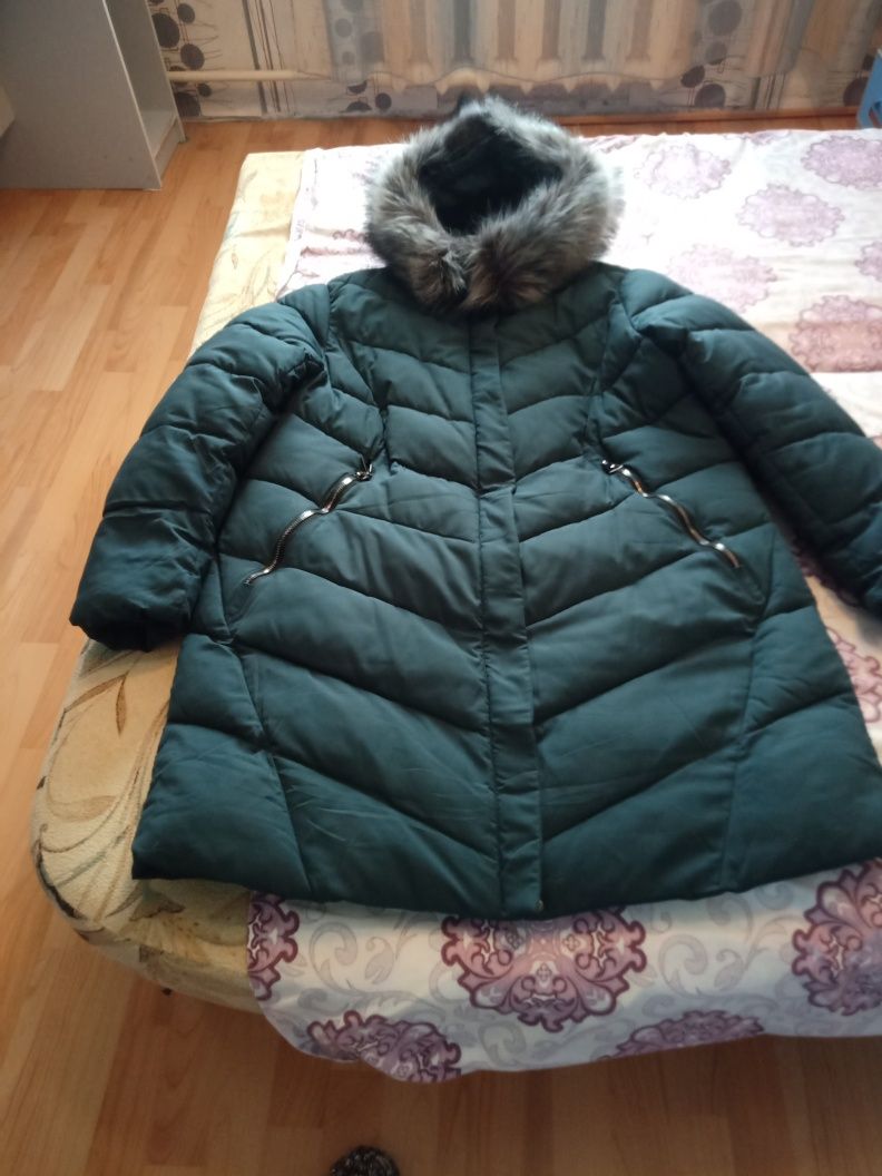 Зимняя куртка 15000теньге