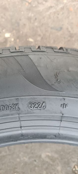 2 anvelope iarna Pirelli 235/60/19,dot 2024.Pretul este pe bucata.