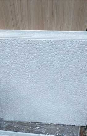 Армстронг Потолки, Armstrong