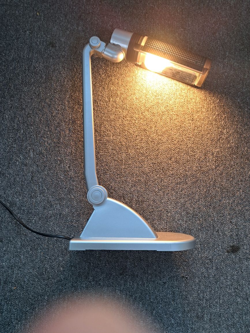Lampa birou moderna