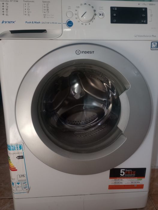 Mașină de spălat rufe Indesit 6kg