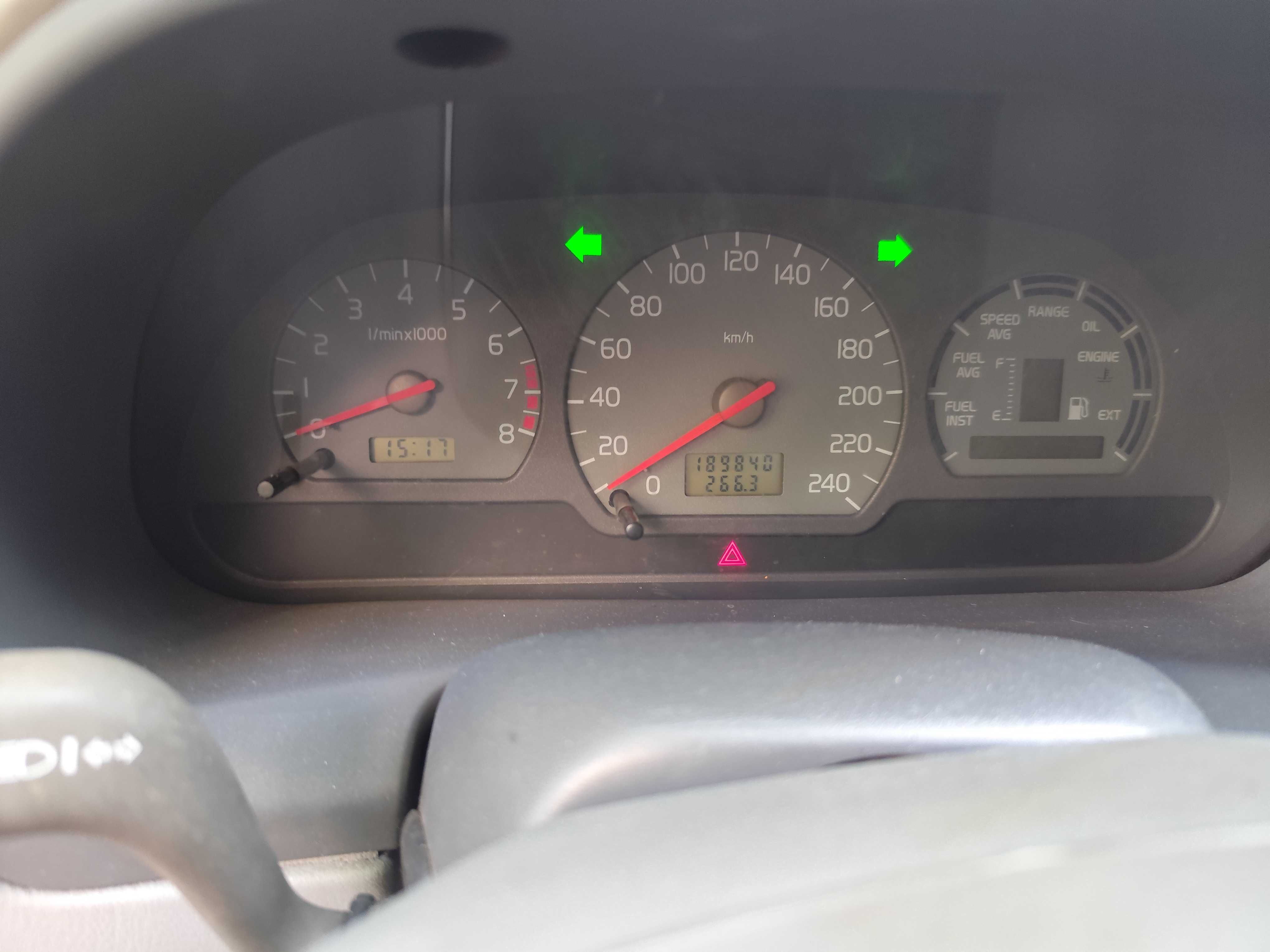 Продавам Volvo S40 1997г