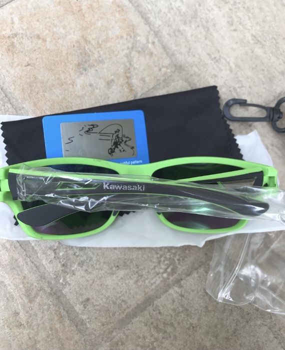 Слънчеви очила Kawasaki