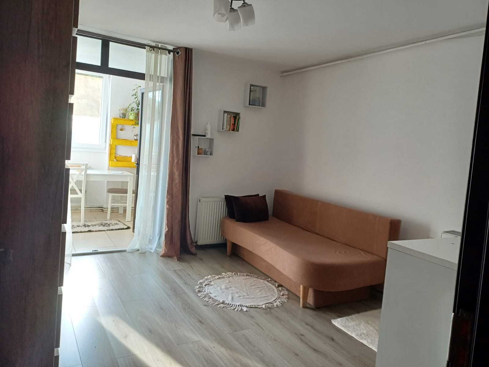 Apartament 1 cameră, renovat, ideal pentru un cuplu