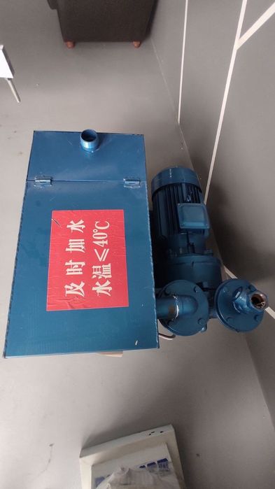 Вакум насослар сотилади