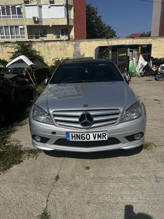 Dezmembrez Mercedes-benz C-class w204