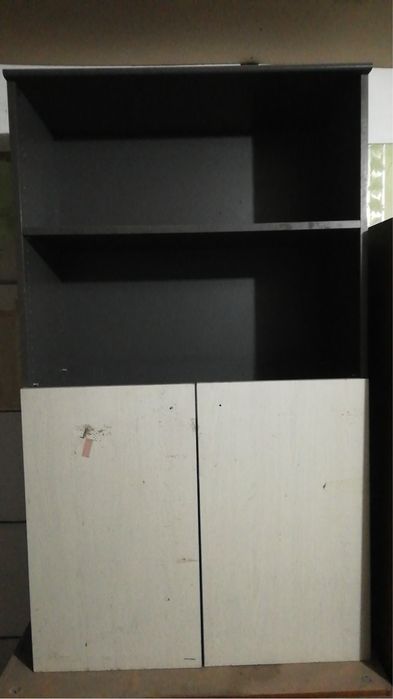 Продам шкафы 7 штук за всё 21000