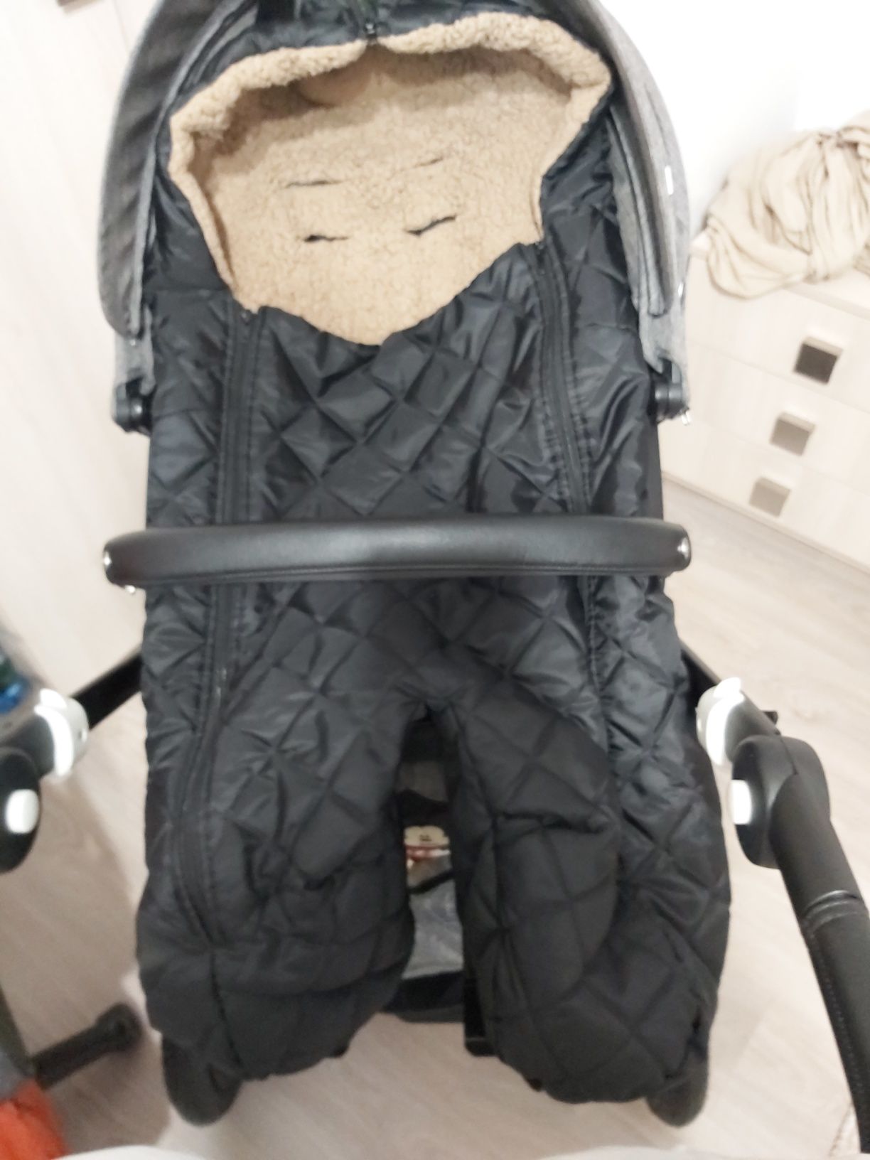 Footmuff sau sac iarnă pentru cărucior stokke