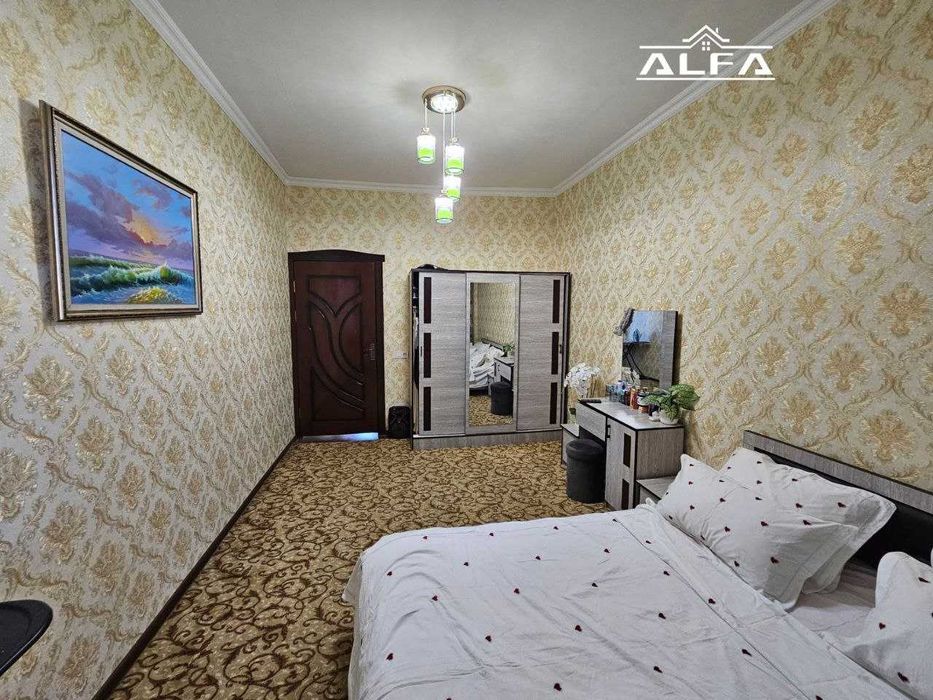 Buxoroda kvartira sotiladi 3 xonali 90m² 4-qavat.