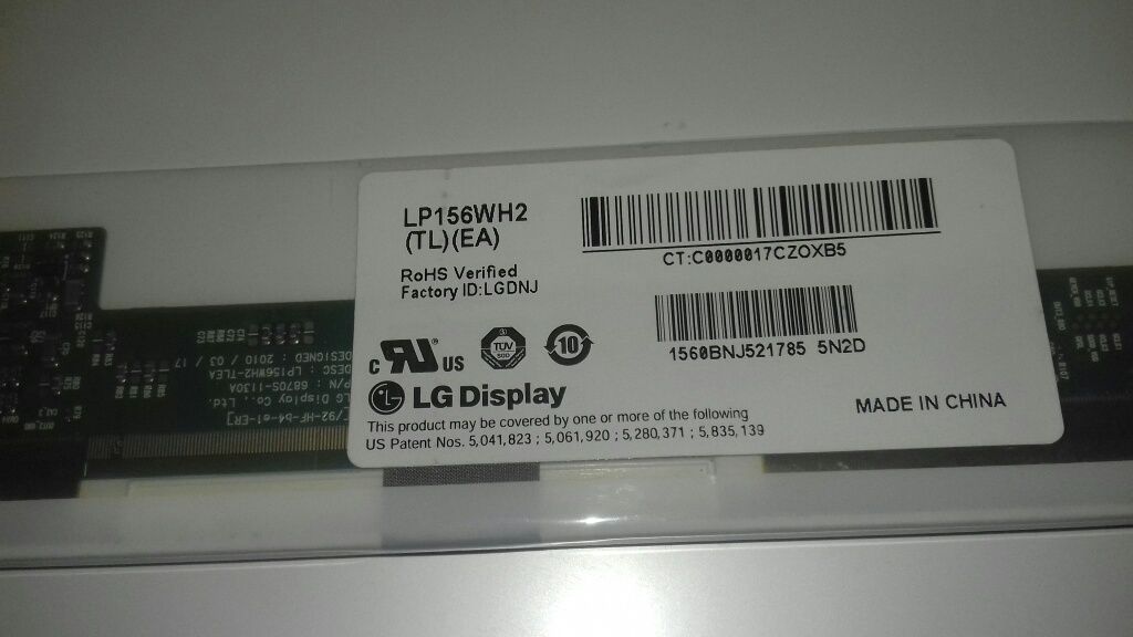 Displayuri LED laptop 15,6"cu 30 pini-Slim si 40 pini normal