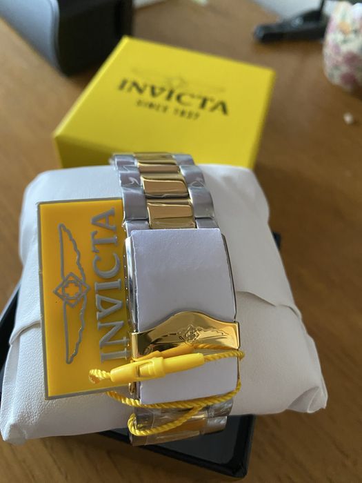 Часовници в добро състояние !