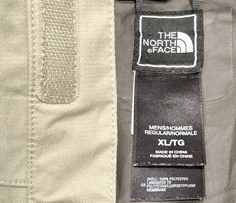 The north face Gore-tex paclite яке XL