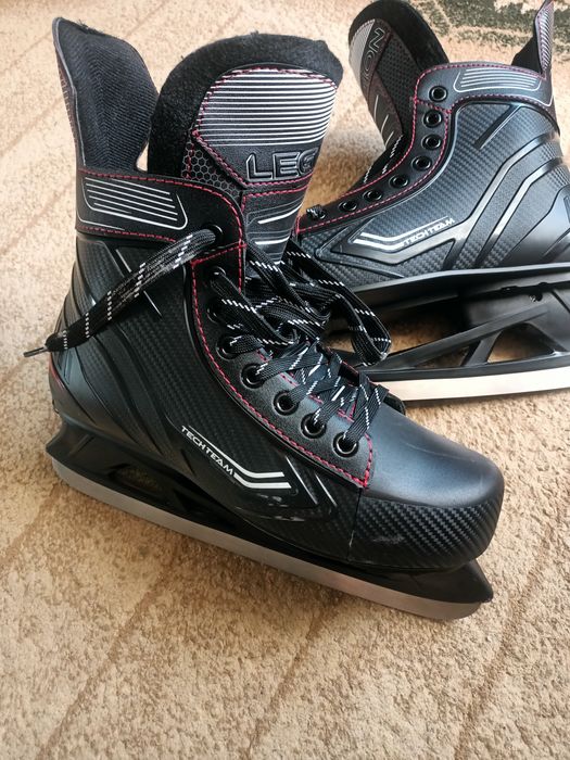 Продам Коньки хоккейные подрасковые раздвижные