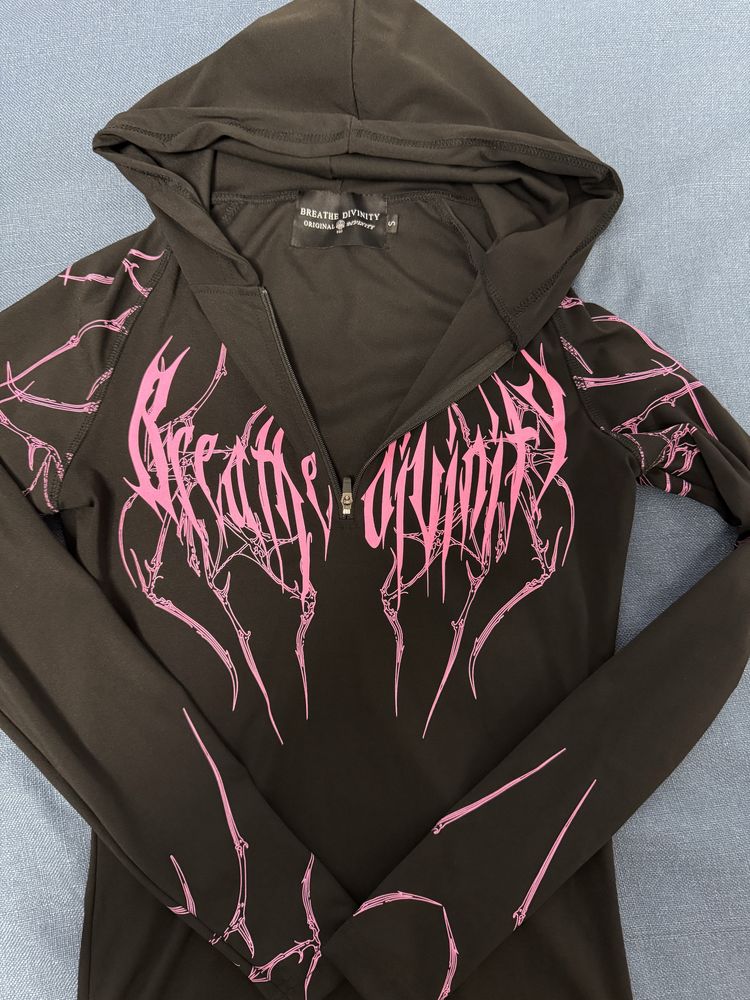 Breathe Divinity Compression Hoodie