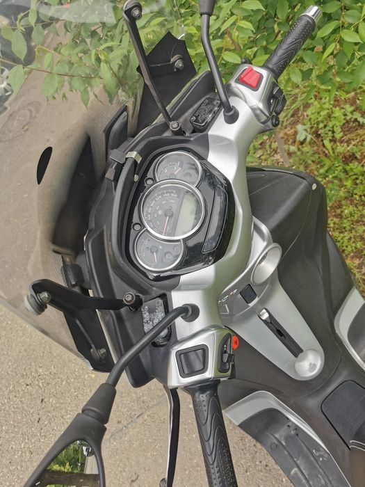 Moto Piaggio Mp3 Yourban 300 Lt