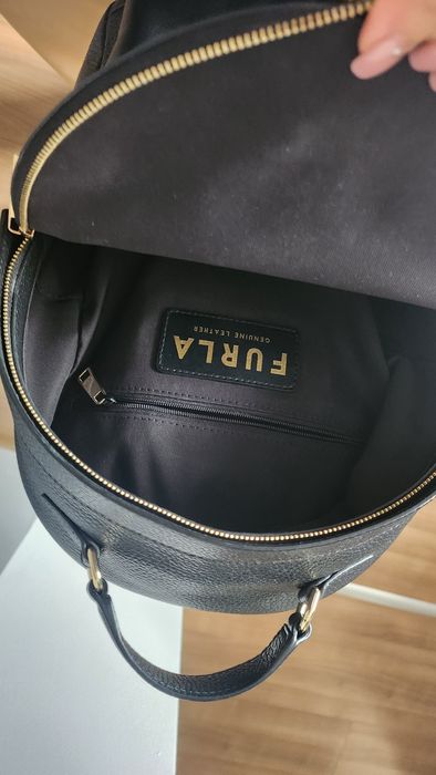 Раница Furla, черна естествена кожа