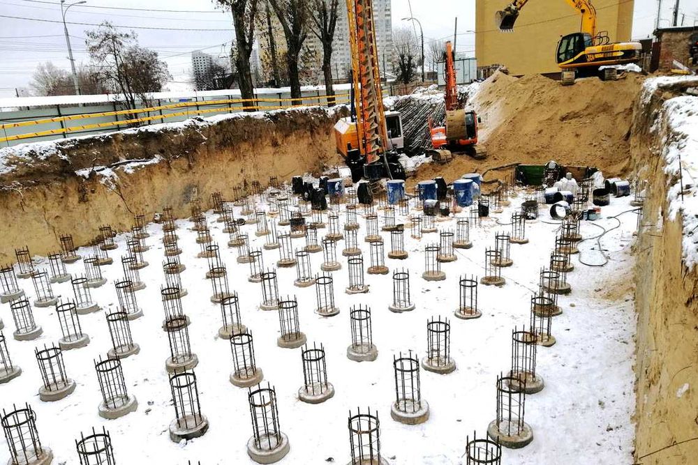 Бурение свай для различных объектов аренда и продажа под заказ