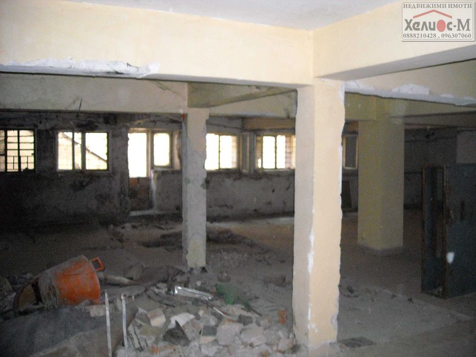 Дава се под наем Заведение в Монтана, Идеален център - 460 кв.м за 99450 € - Снимка #9