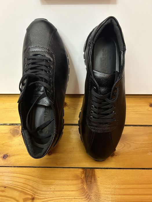 Мъжки обувки от естествена кожа