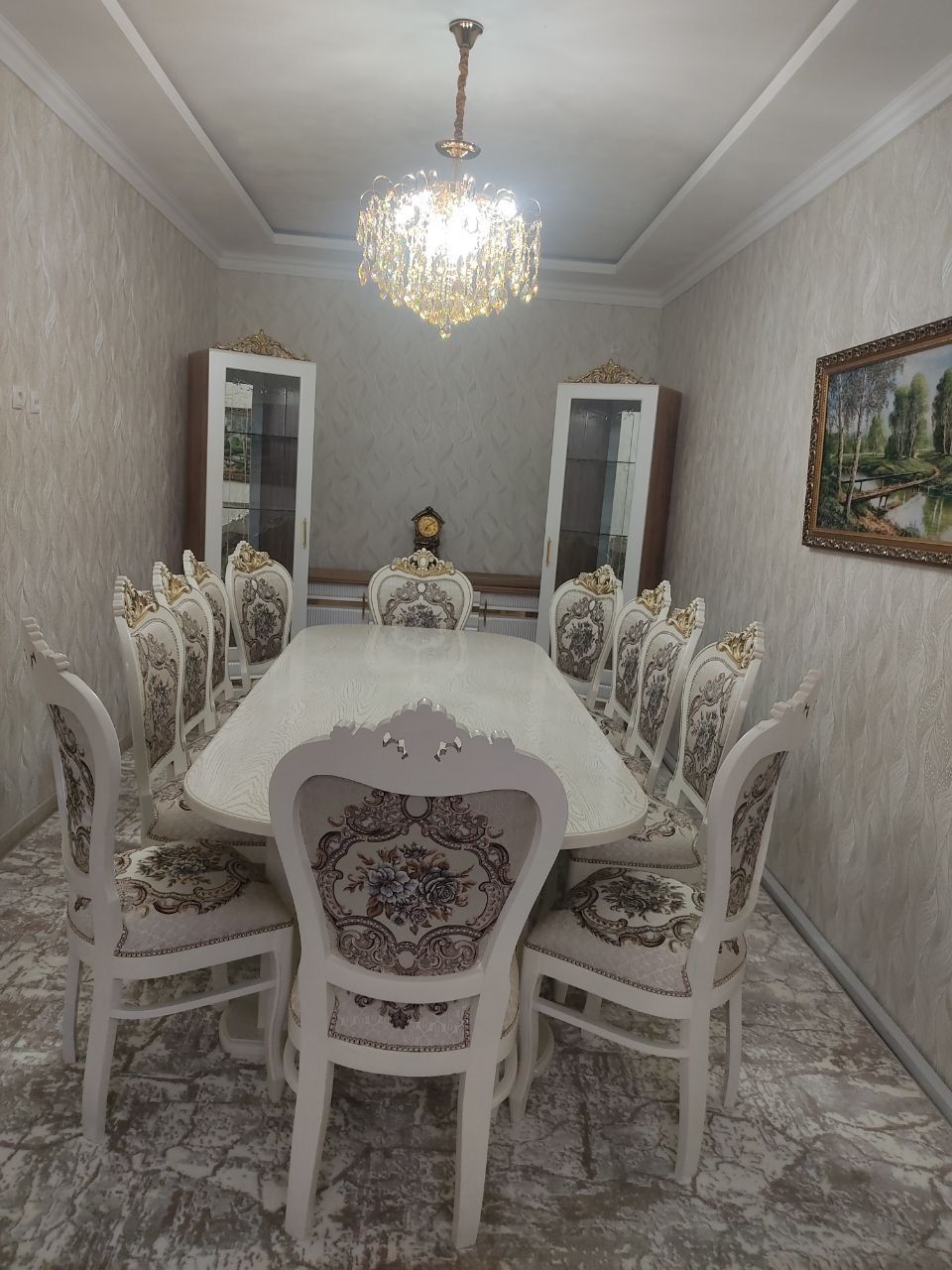 Kelesda ikki uydan iborat hovli sotiladi Продаётся участок с двумя дом